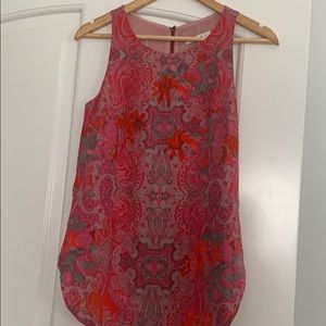 Cabi Xsmall tank with exposed silver zipper